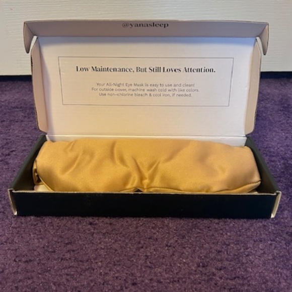 Yana Sleep Mask - NEW in box - Picture 2 of 7